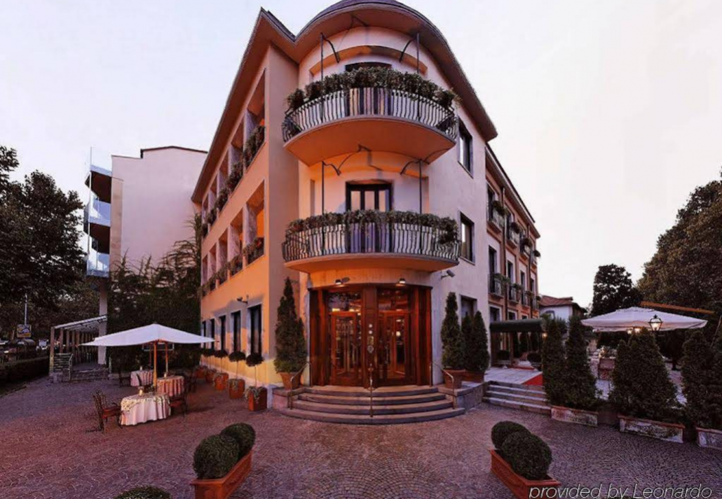 where to stay in monza