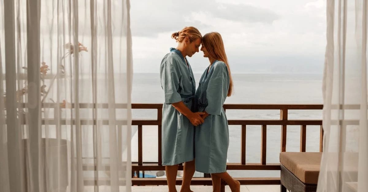 Best Romantic Spa Getaways and Sea Vacation Trends