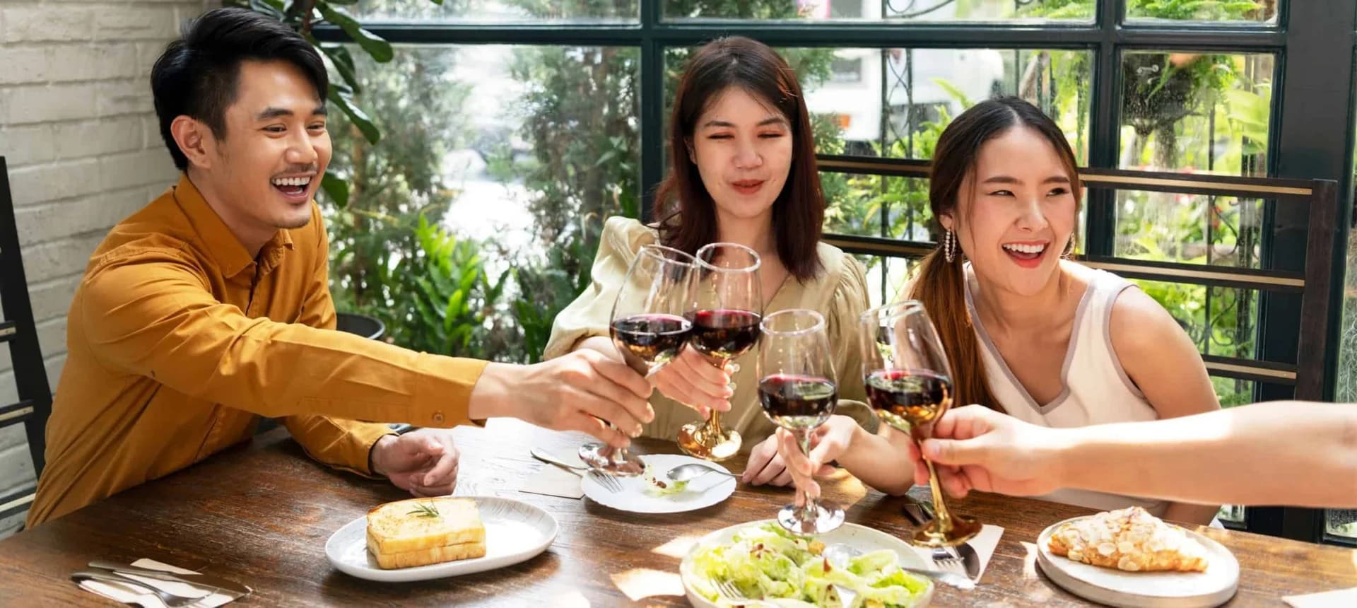 The Best Wine Bars, Tasting Rooms & Wineries In Hong Kong