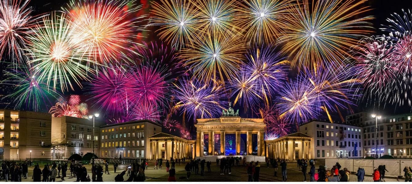 Everything You Need To Know About Celebrating New Years In Paris