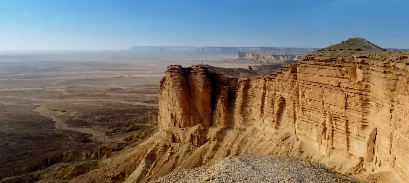 A Guide to Exploring the Hidden Gem: Edge Of The World Riyadh
