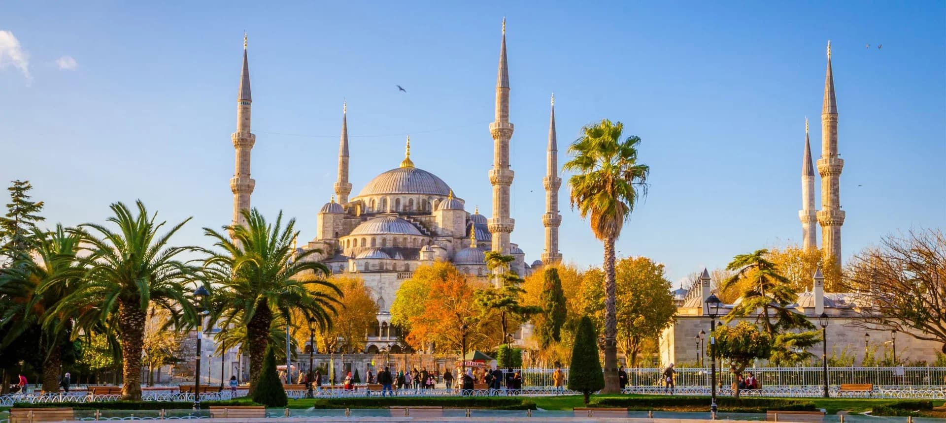 5 Amazing Hotels Near Blue Mosque In Turkey
