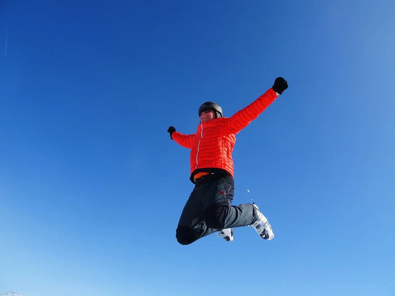 The Top 8 Health Benefits Of Skiing